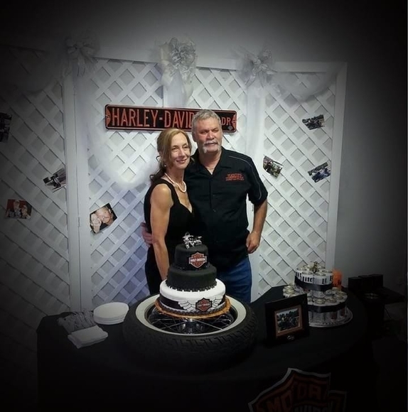 Meet your Posher, Sharon - Picture 1 of 1